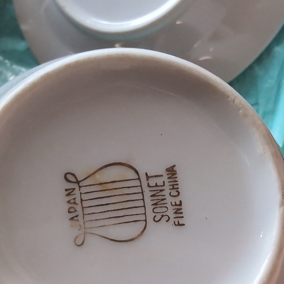 Sonnet by Fine Chine of Japan 8 Bread & Butter Plate and Creamer and Sugar Bowl - Picture 4 of 6